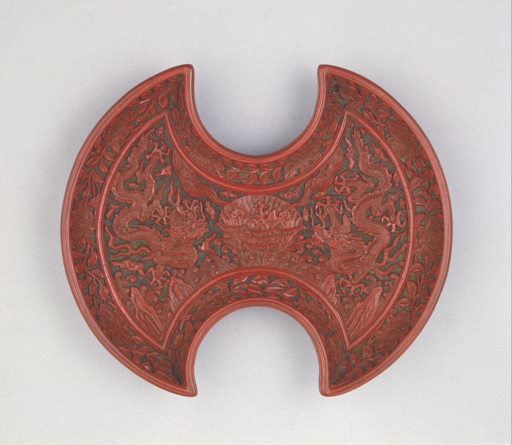 图片[2]-Green space red double dragon pattern longevity plate-China Archive